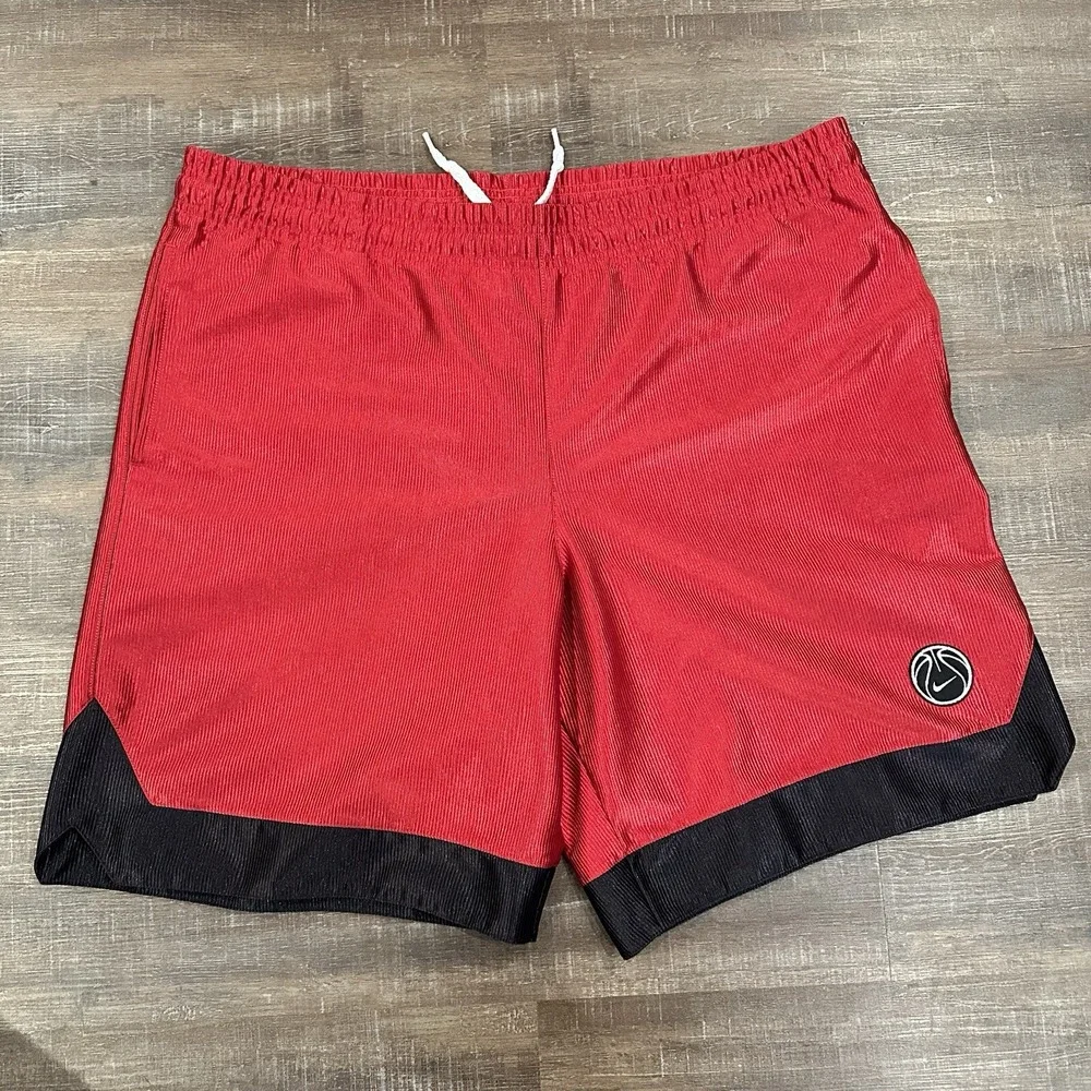 Nike Basketball Shorts Mens Large Red Mesh Athletic Gym Shiny Y2K 8.5 Inseam